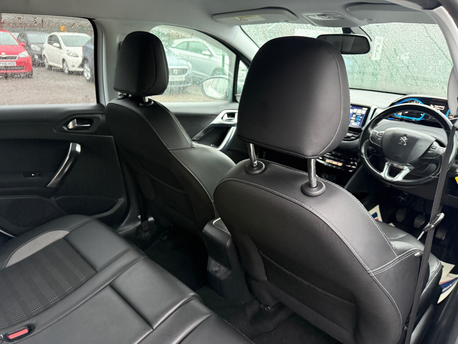 Used Peugeot 2008 2016 for sale - 76879104: Photo 32