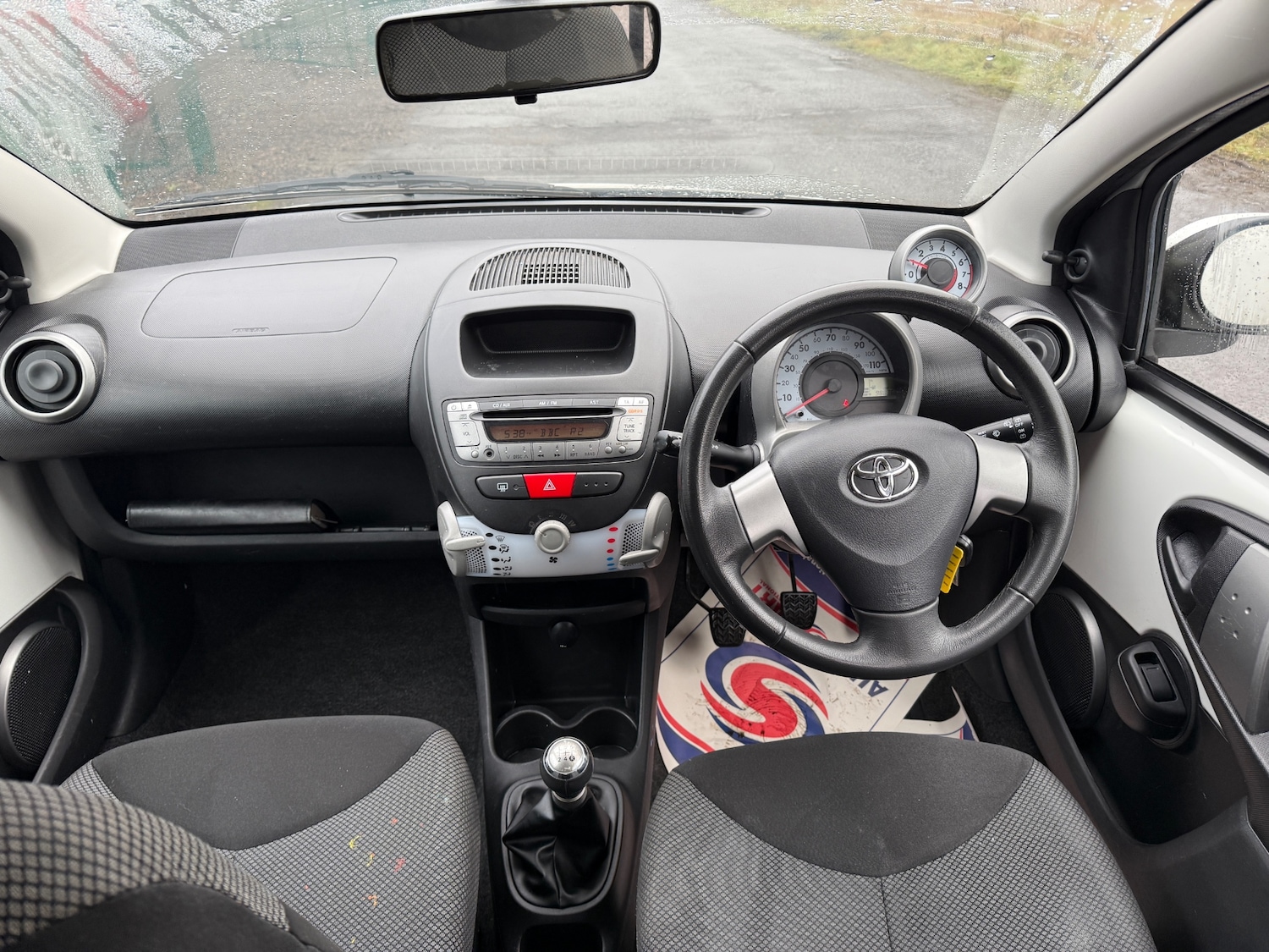 Used Toyota AYGO 2012 for sale - 76855336: Photo 15