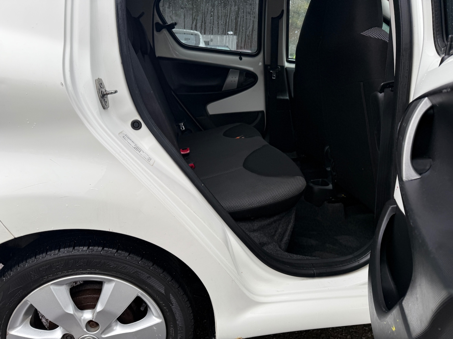 Used Toyota AYGO 2012 for sale - 76855336: Photo 22