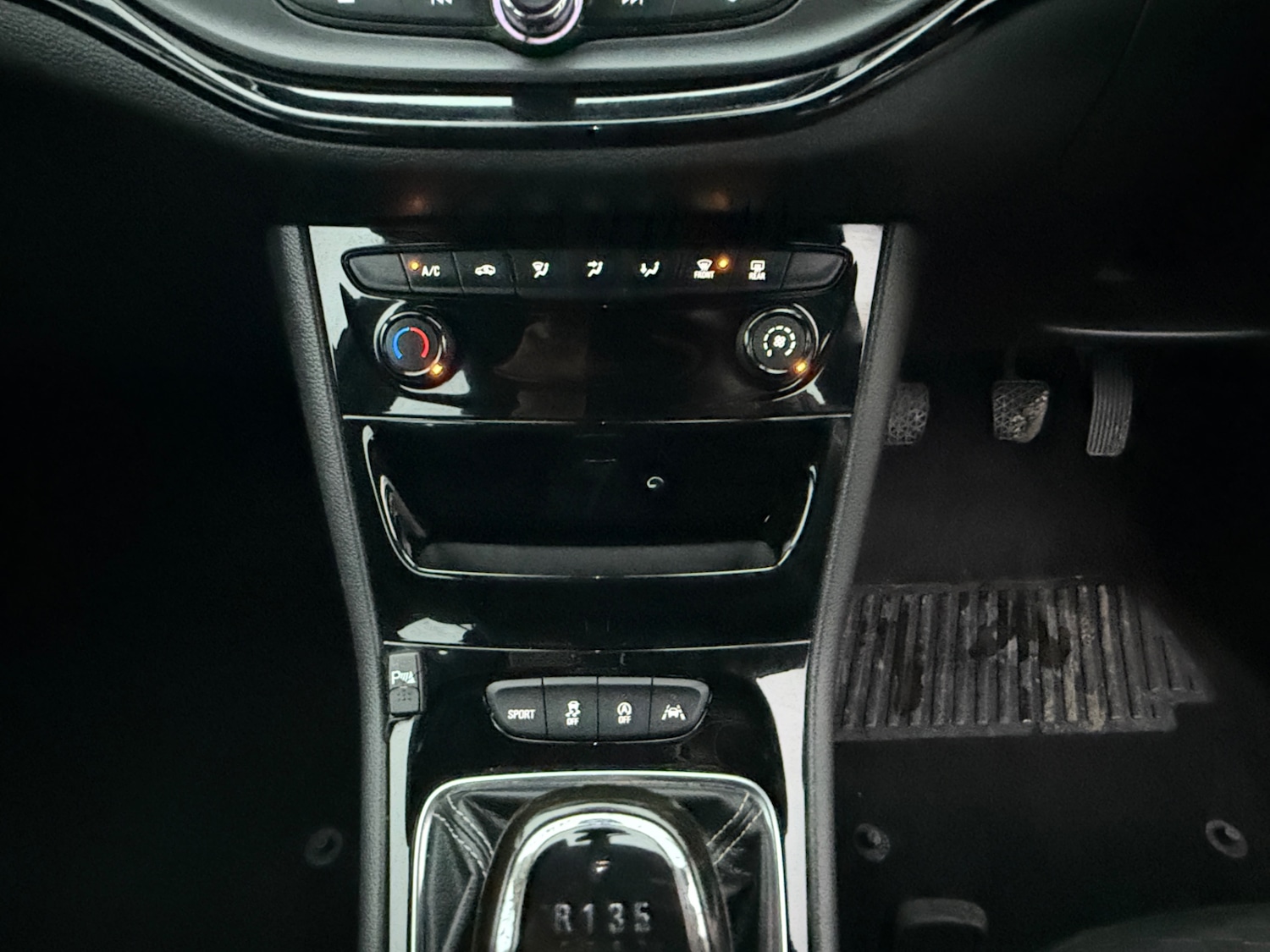 Used Vauxhall Astra 2018 for sale - 77241973: Photo 26