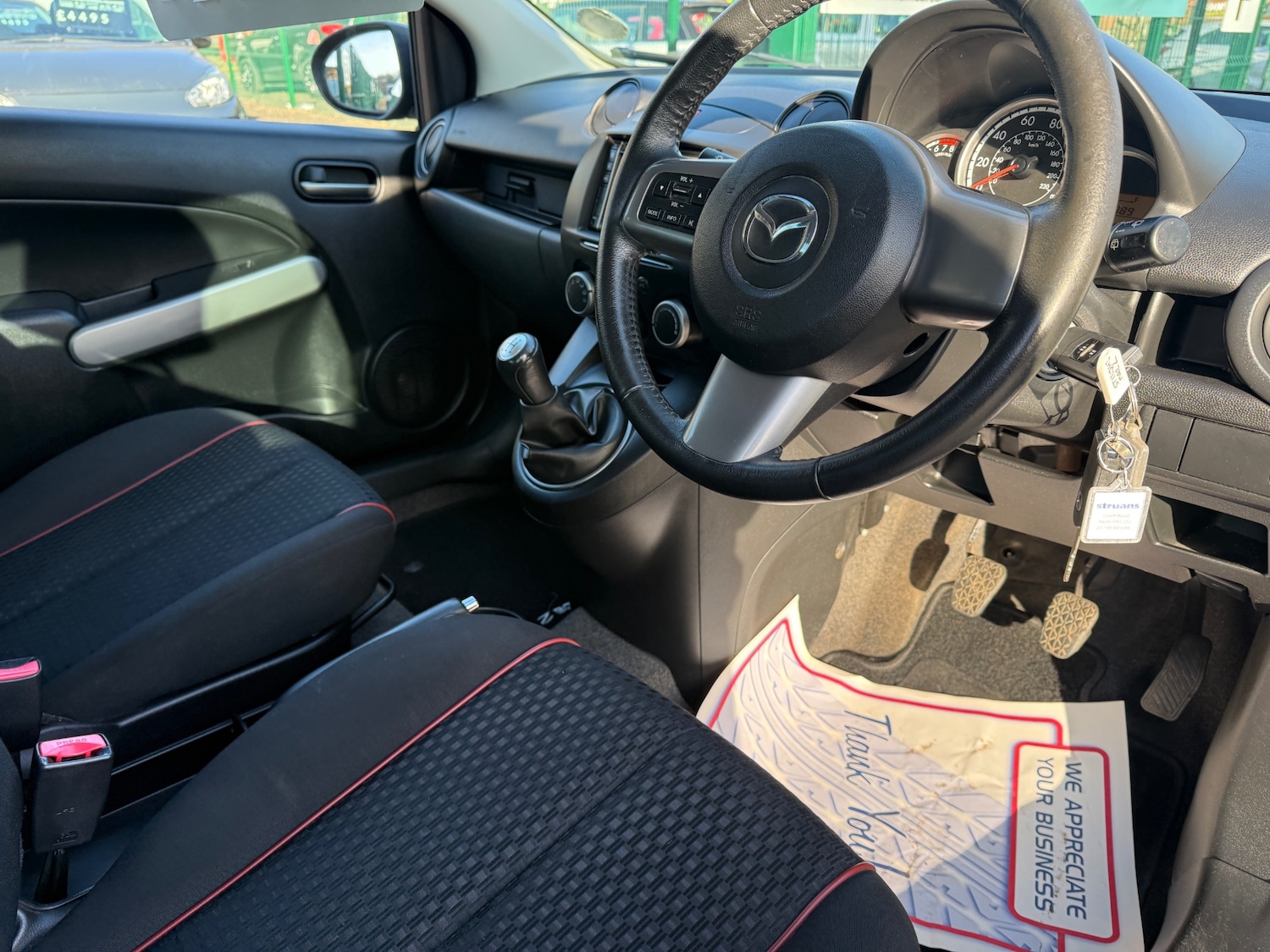 Used Mazda Mazda2 2012 for sale - 77581237: Photo 20