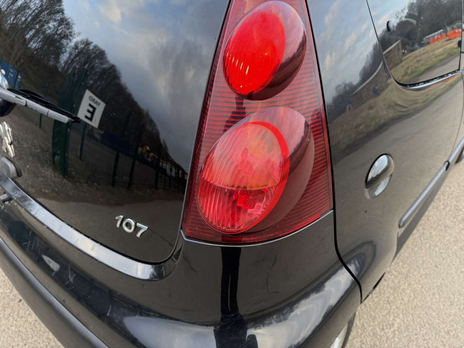 Used Peugeot 107 2014 for sale - 77801776: Photo 13