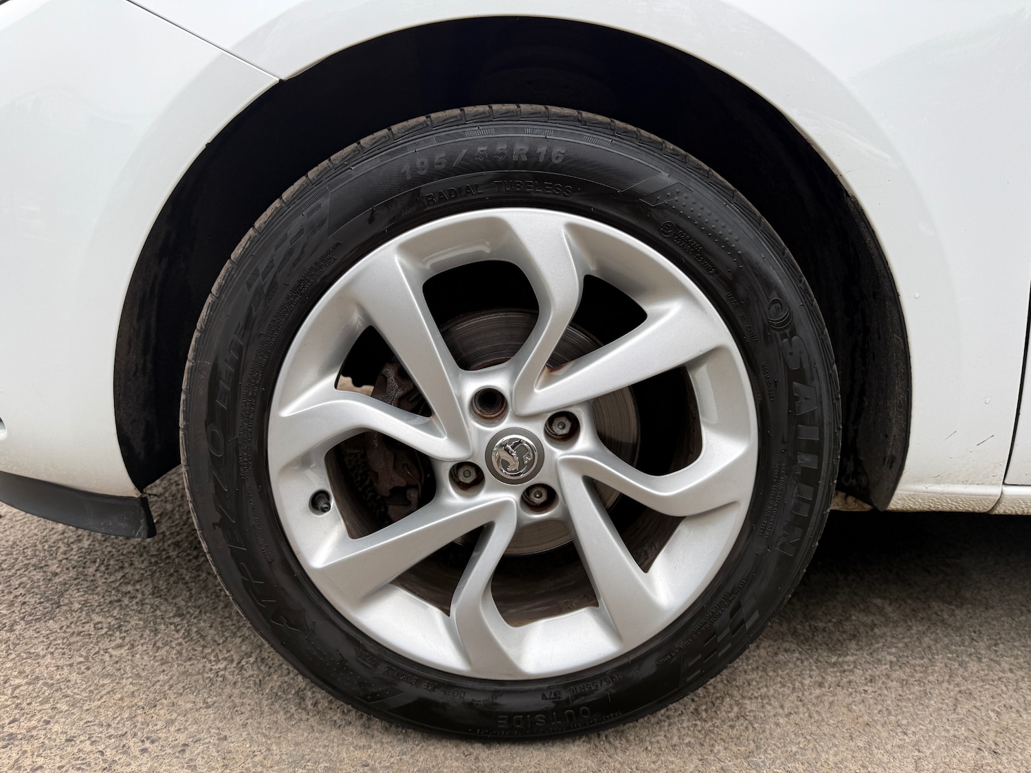 Used Vauxhall Corsa 2015 for sale - 77058733: Photo 12