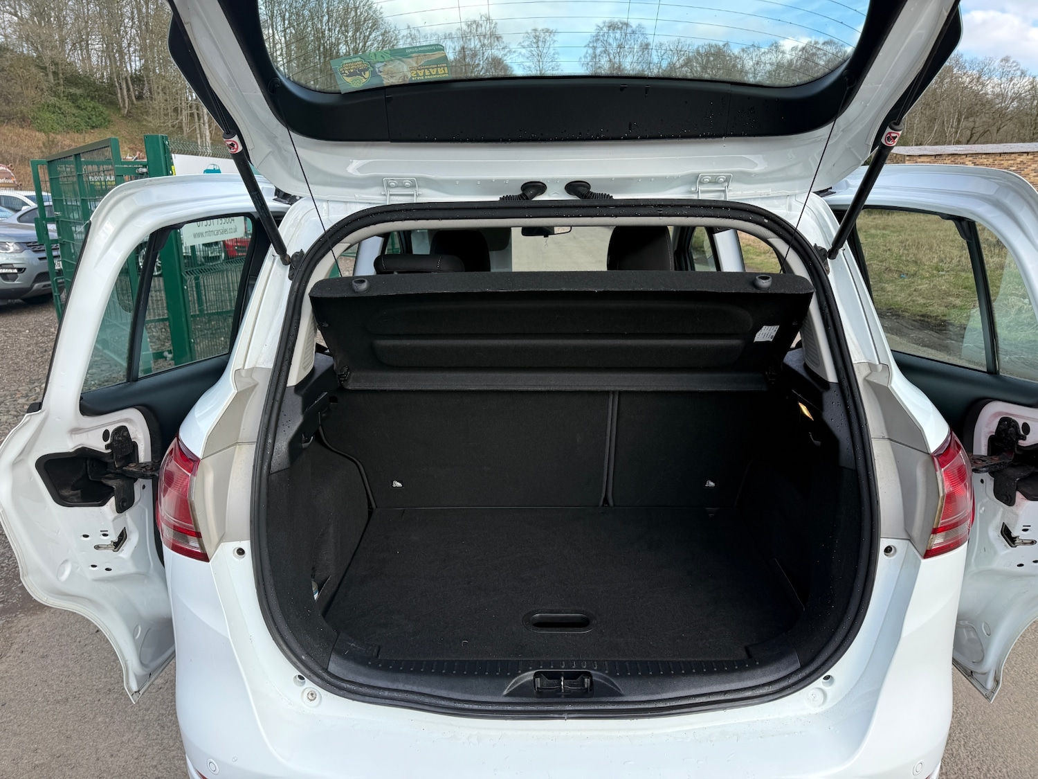 Used Ford B-MAX 2015 for sale - 77799734: Photo 44