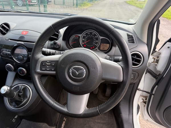 Used Mazda Mazda2 2011 for sale - 76134562: Photo 13