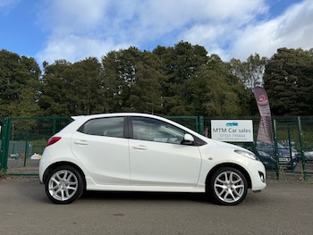 Used Mazda Mazda2 2011 for sale - 76134562: Photo 4