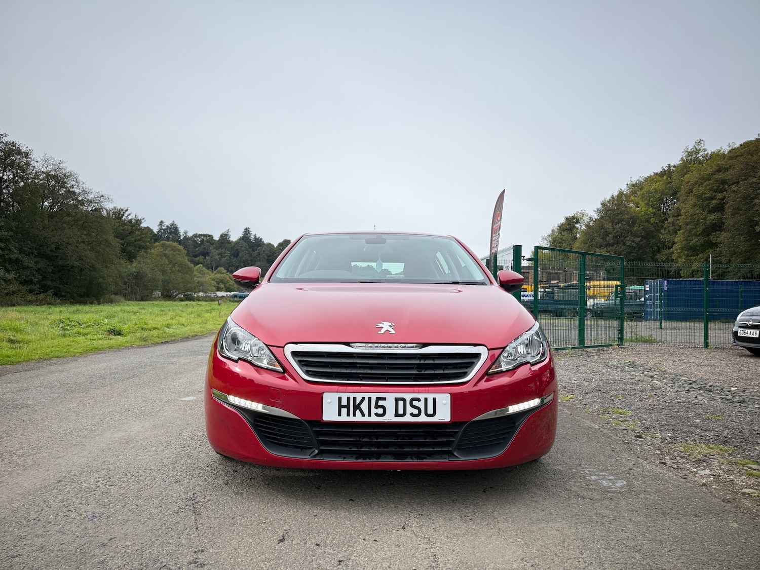 Used Peugeot 308 2015 for sale - 76104033: Photo 2
