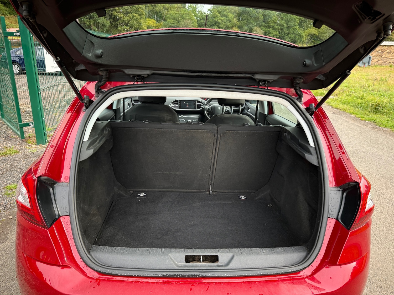 Used Peugeot 308 2015 for sale - 76104033: Photo 24