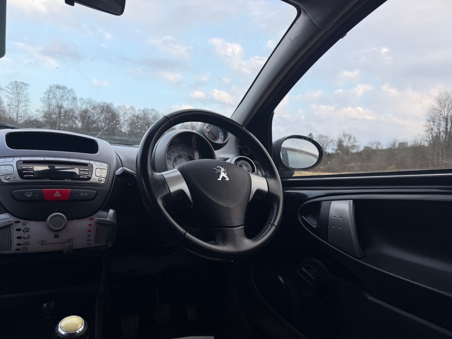 Used Peugeot 107 2014 for sale - 77796922: Photo 16