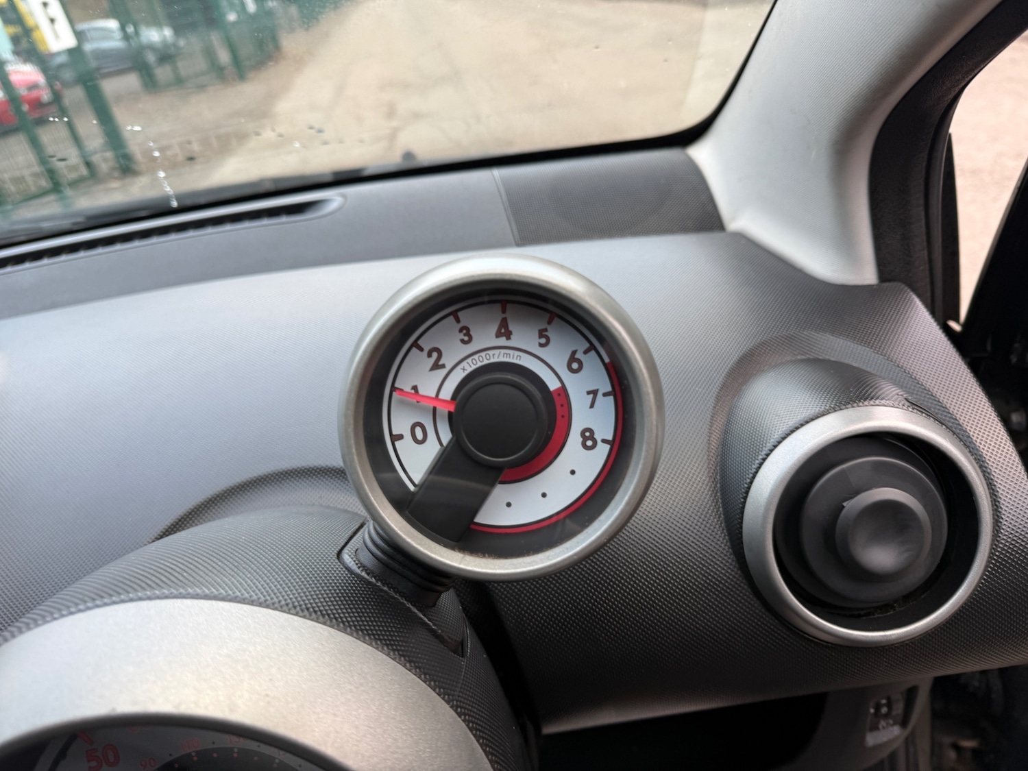 Used Peugeot 107 2014 for sale - 77796922: Photo 23