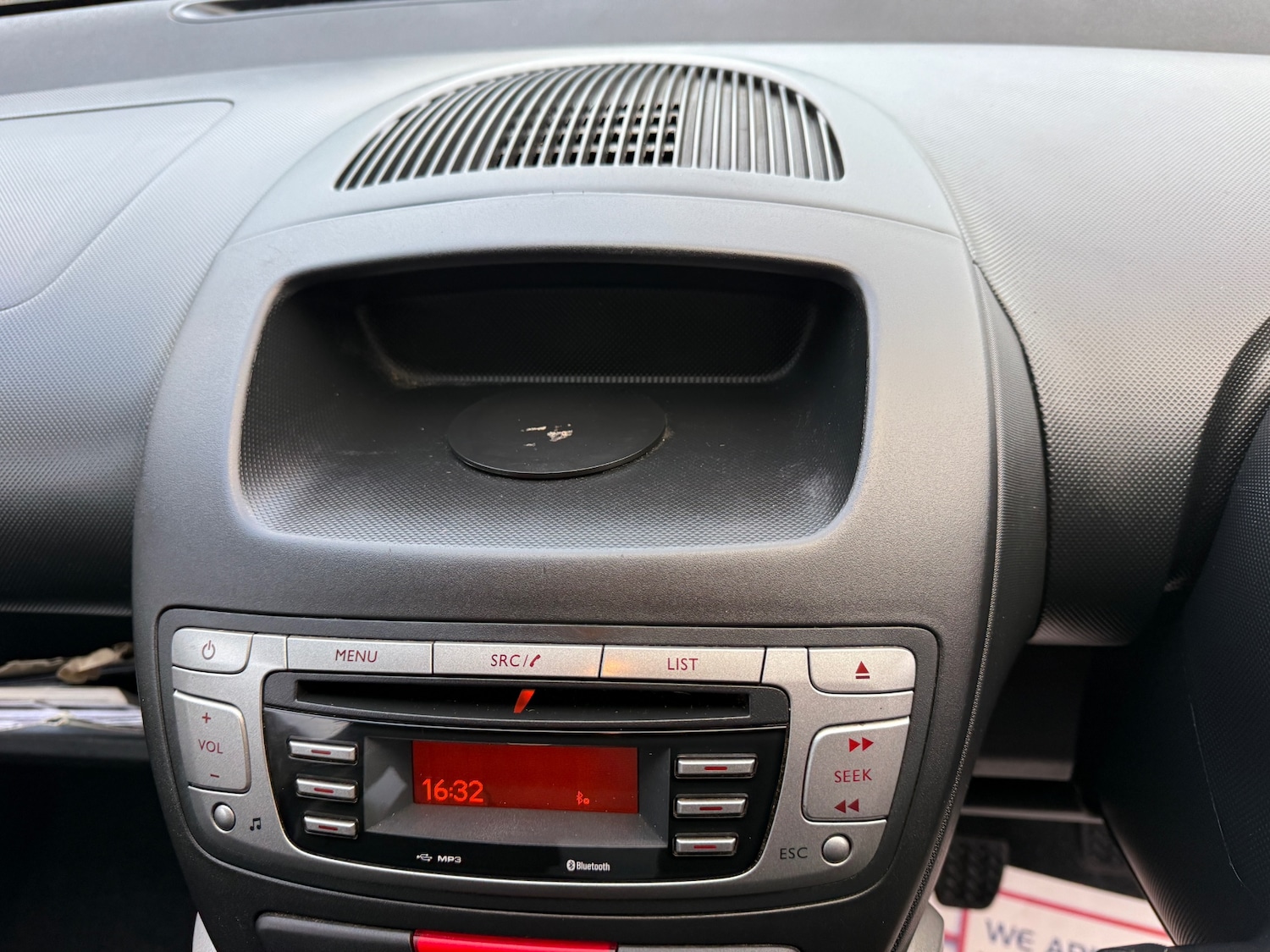 Used Peugeot 107 2014 for sale - 77796922: Photo 24