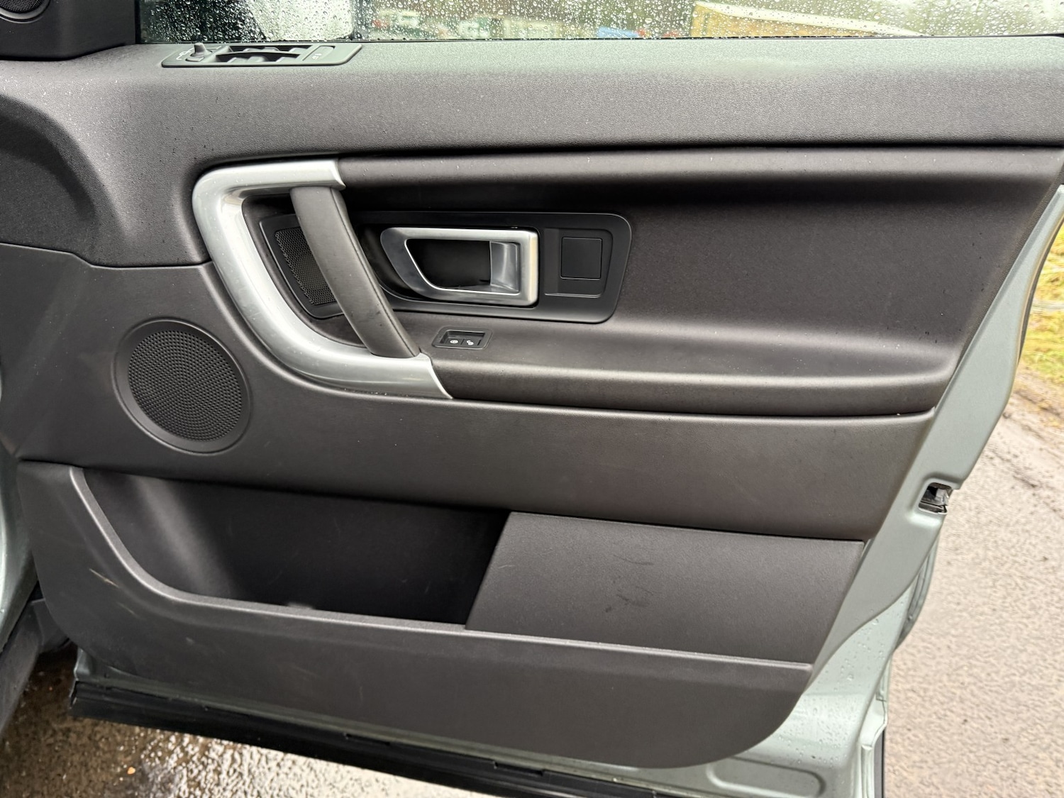 Used Land Rover Discovery Sport 2017 for sale - 77801803: Photo 19