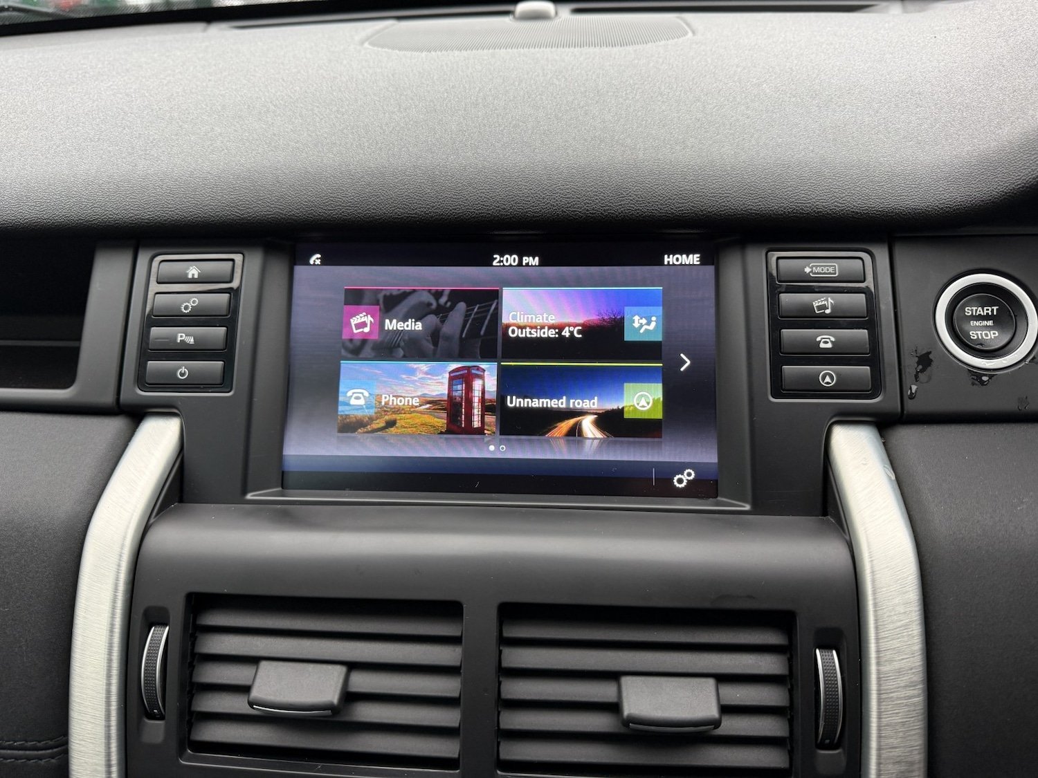 Used Land Rover Discovery Sport 2017 for sale - 77801803: Photo 24