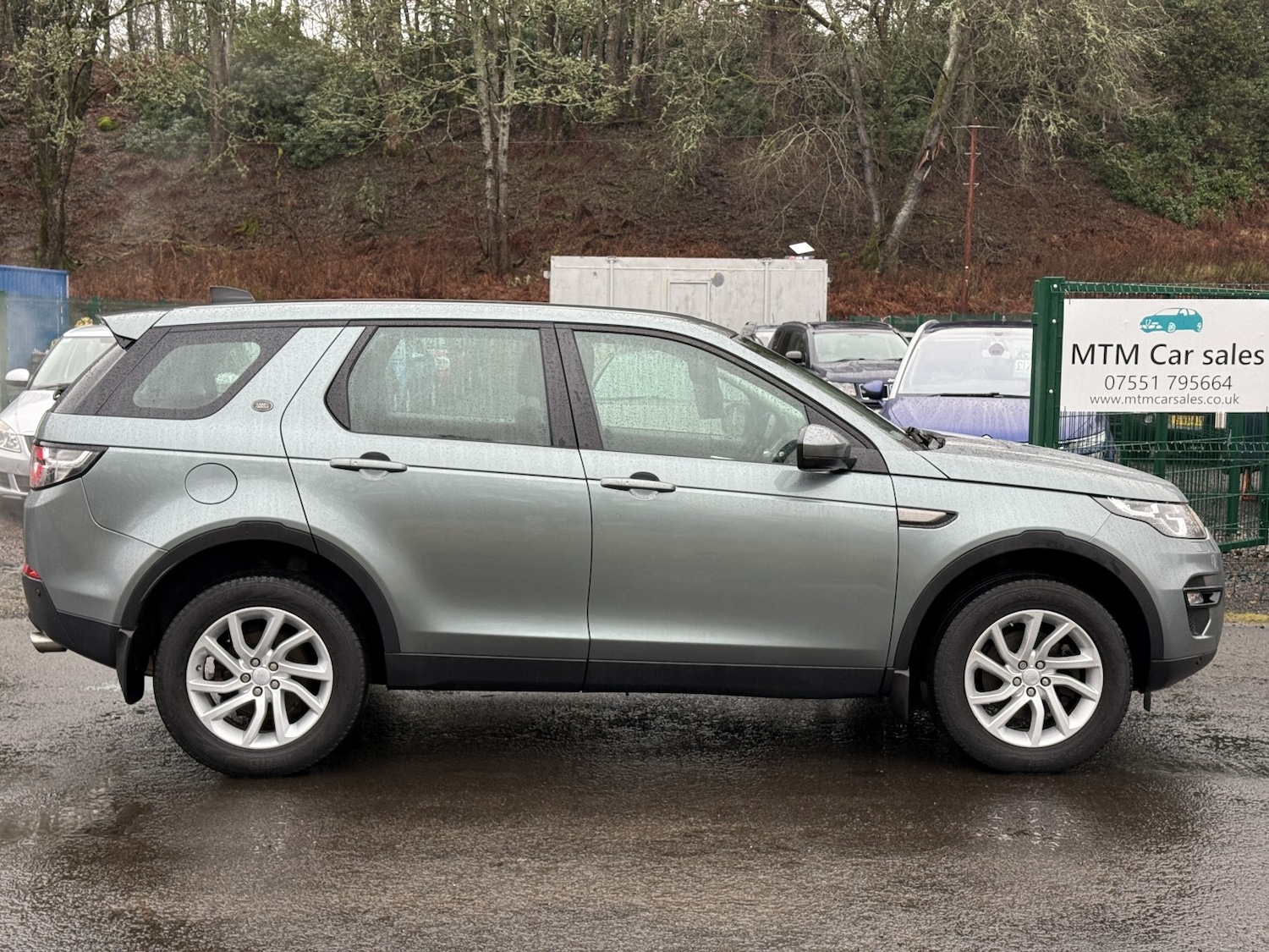 Used Land Rover Discovery Sport 2017 for sale - 77801803: Photo 4