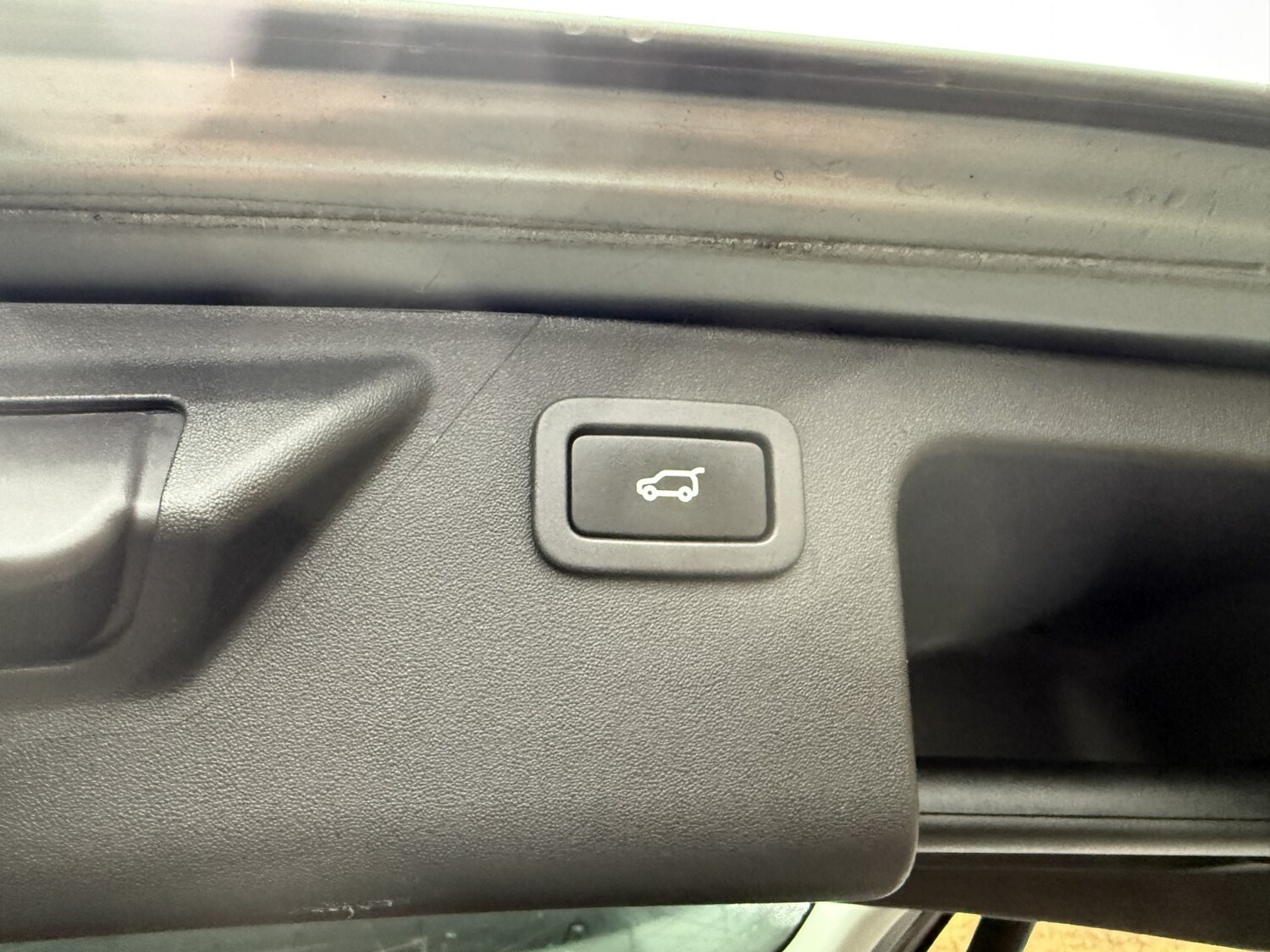 Used Land Rover Discovery Sport 2017 for sale - 77801803: Photo 41