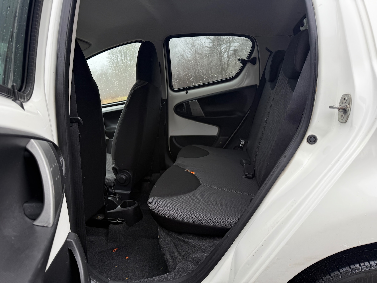 Used Toyota AYGO 2012 for sale - 76765075: Photo 22