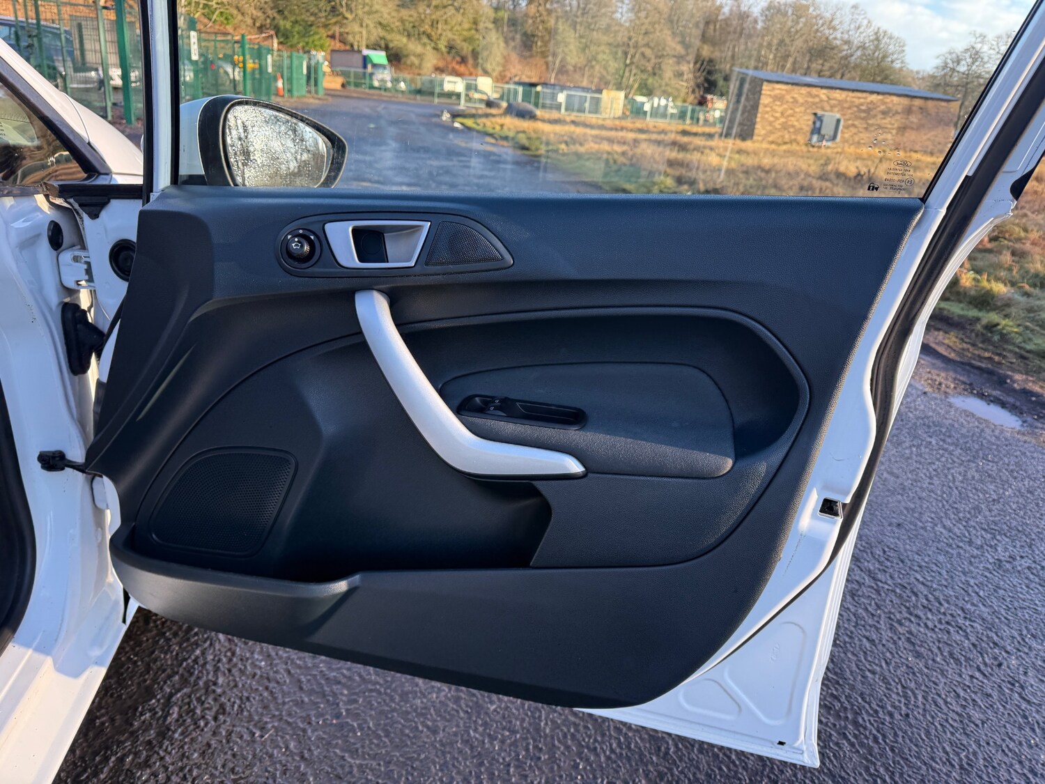 Used Ford Fiesta 2012 for sale - 77187090: Photo 18