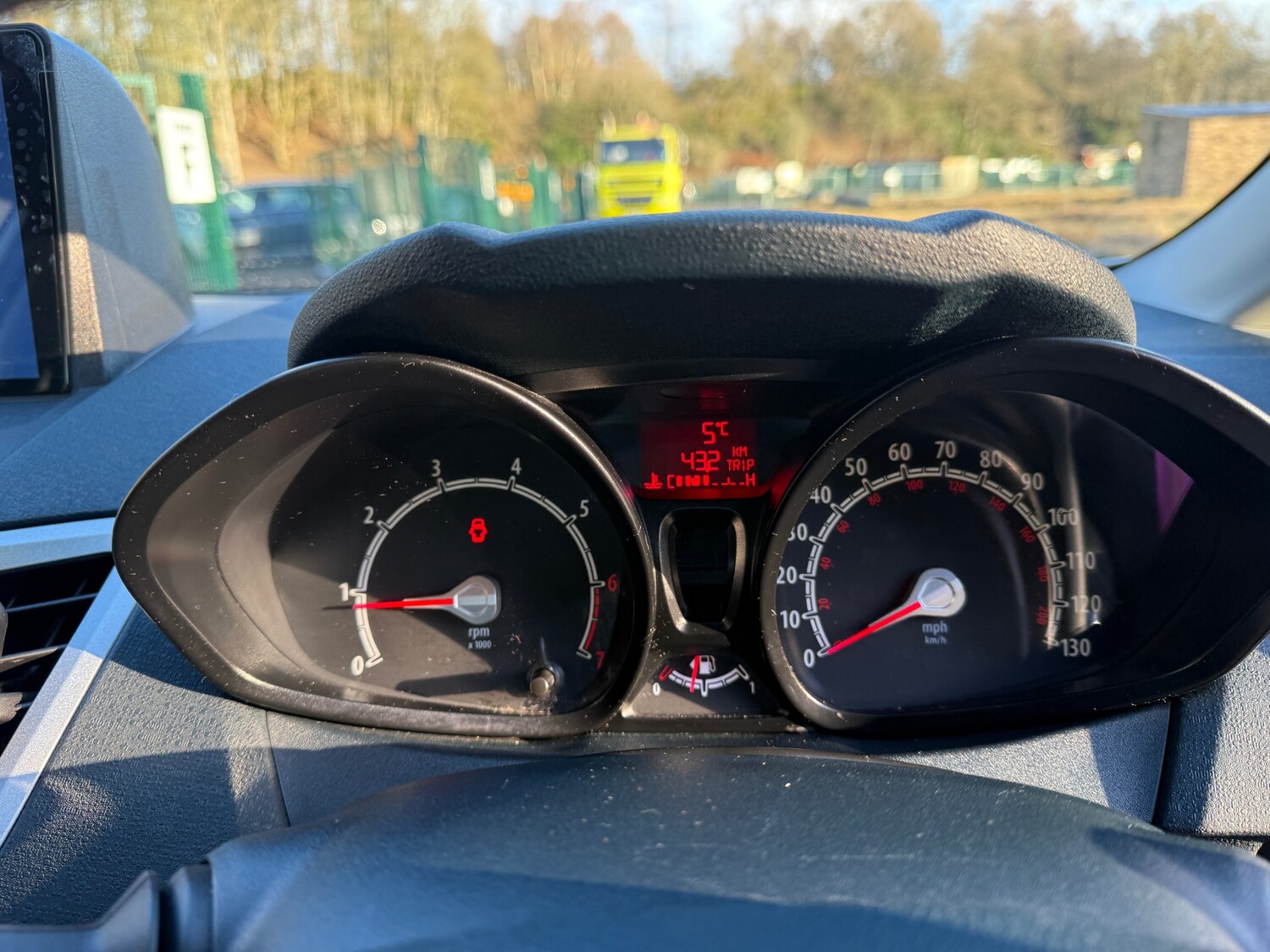 Used Ford Fiesta 2012 for sale - 77187090: Photo 22