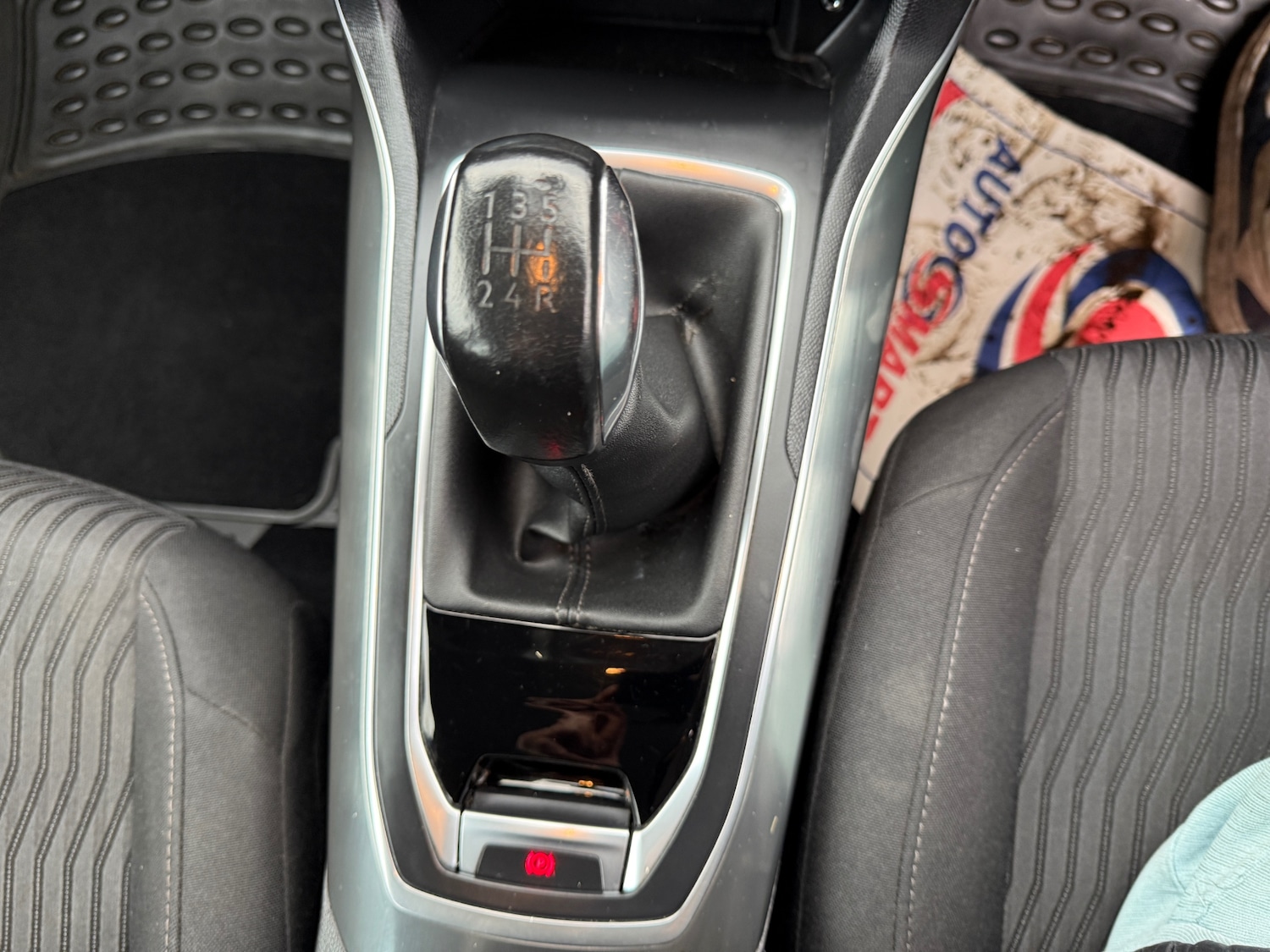 Used Peugeot 308 2014 for sale - 77264213: Photo 26