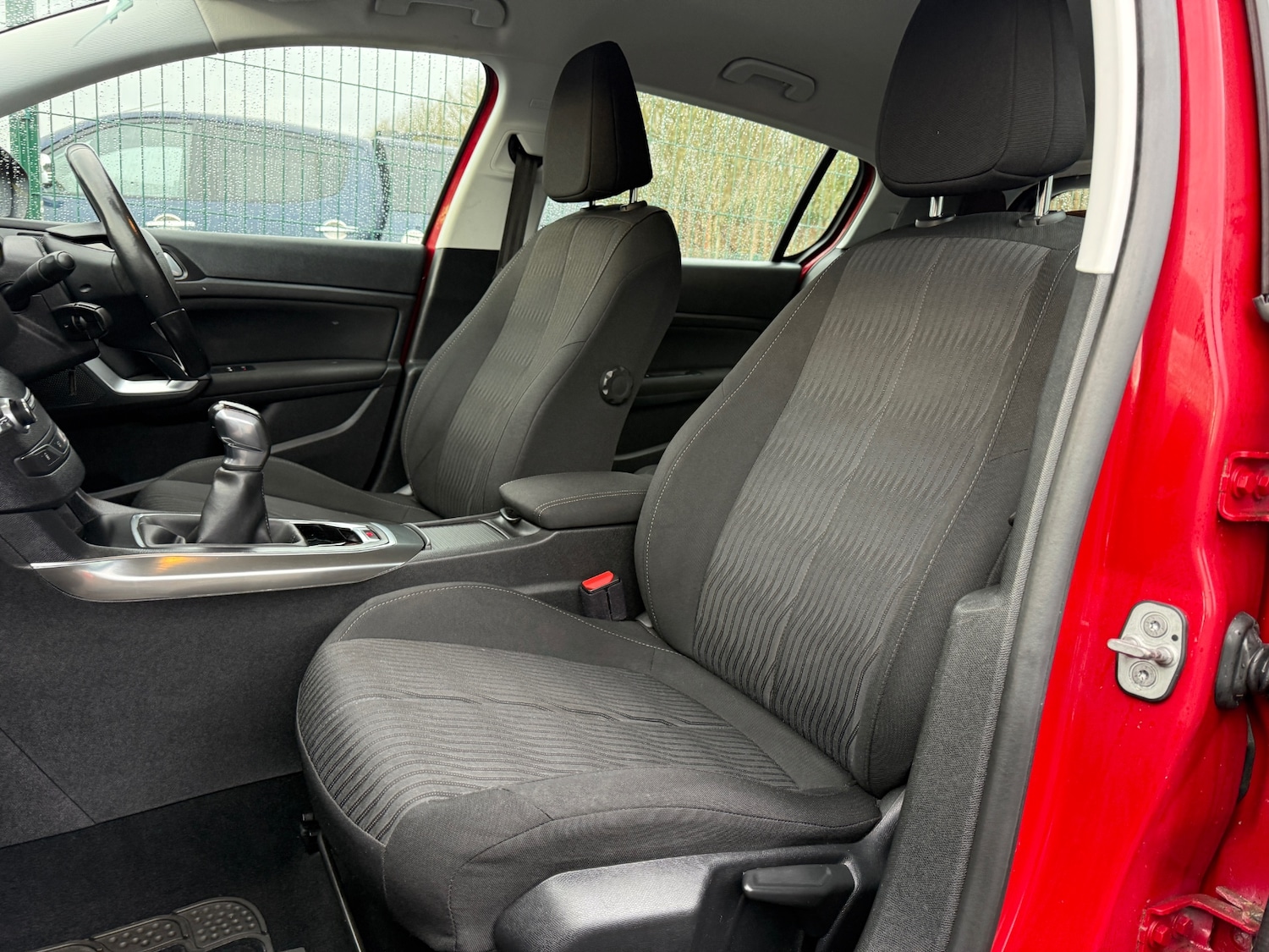 Used Peugeot 308 2014 for sale - 77264213: Photo 29