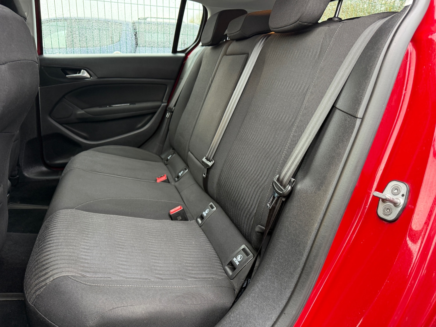 Used Peugeot 308 2014 for sale - 77264213: Photo 32