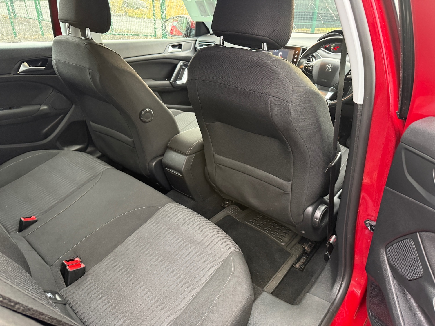 Used Peugeot 308 2014 for sale - 77264213: Photo 35