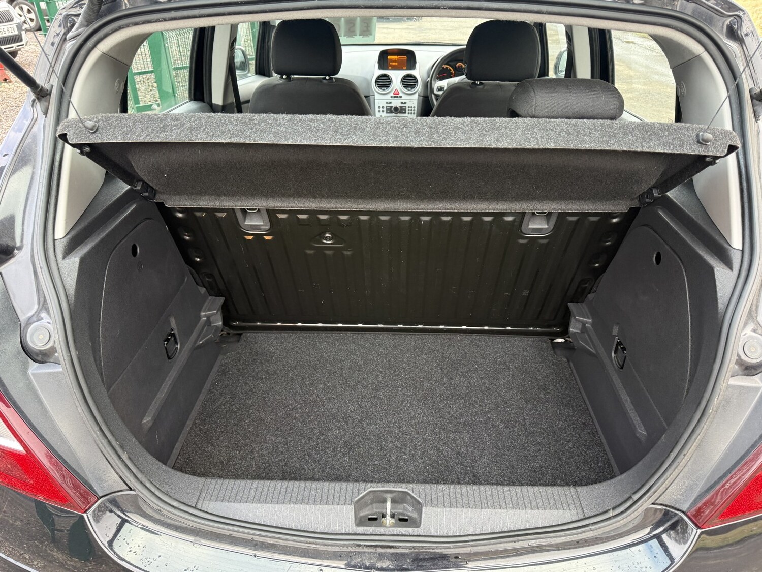 Used Vauxhall Corsa 2011 for sale - 77801779: Photo 36