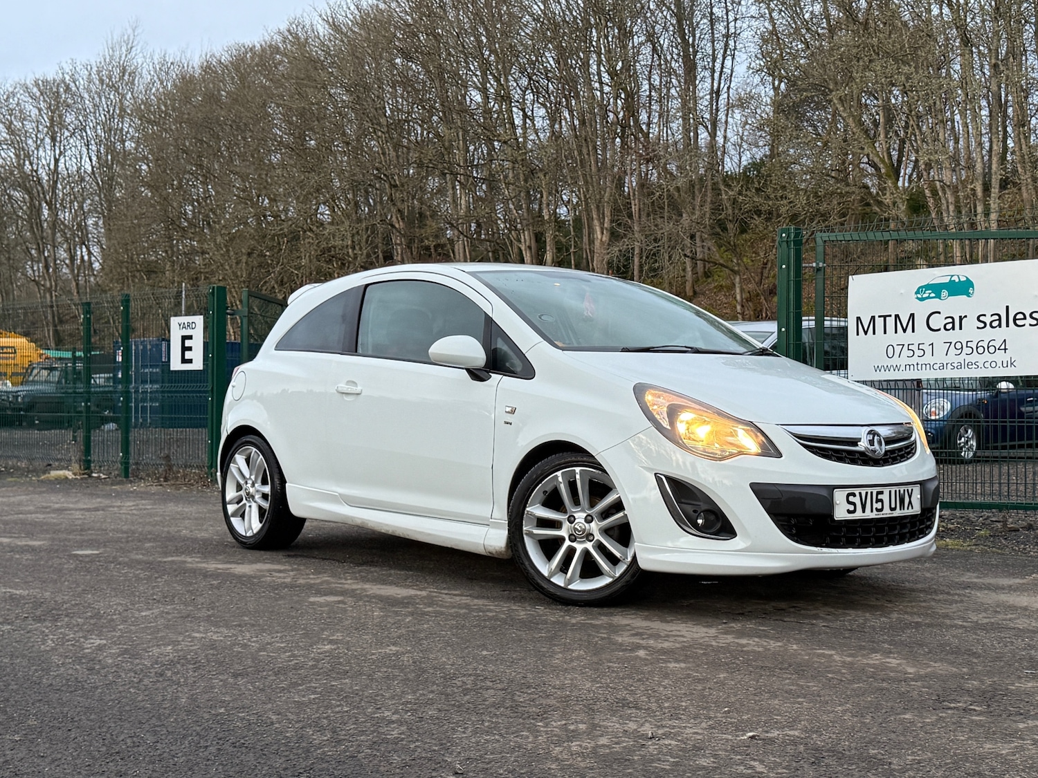 Used Vauxhall Corsa 2015 for sale - 76908133: Photo 1