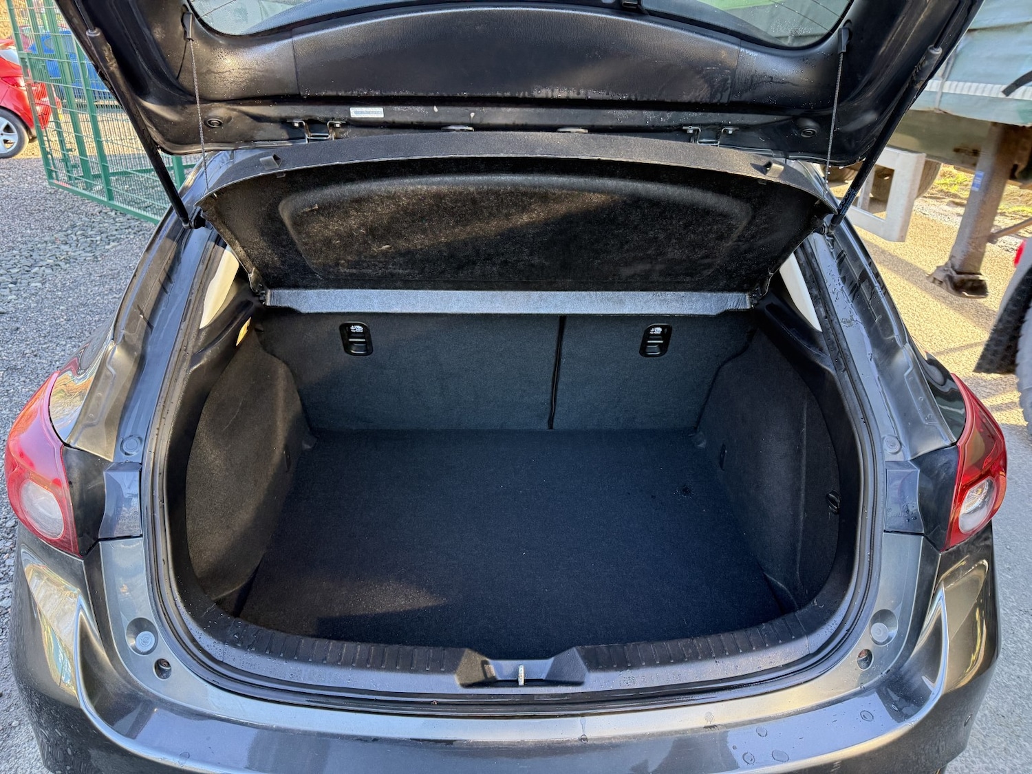 Used Mazda Mazda3 2017 for sale - 77801802: Photo 36