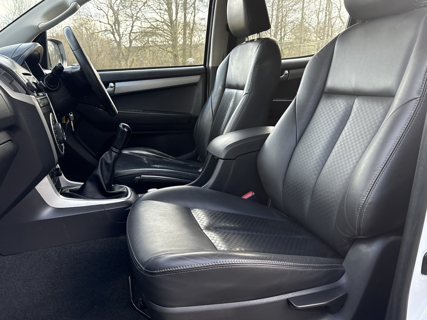 Used Isuzu D-Max 2015 for sale - 78155413: Photo 28