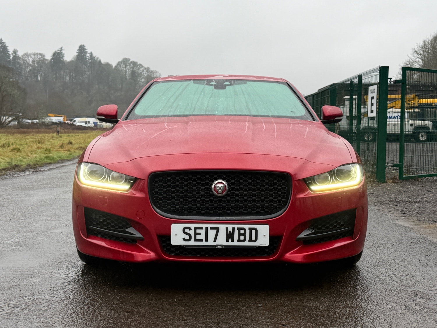 Used Jaguar XE 2017 for sale - 77039198: Photo 2