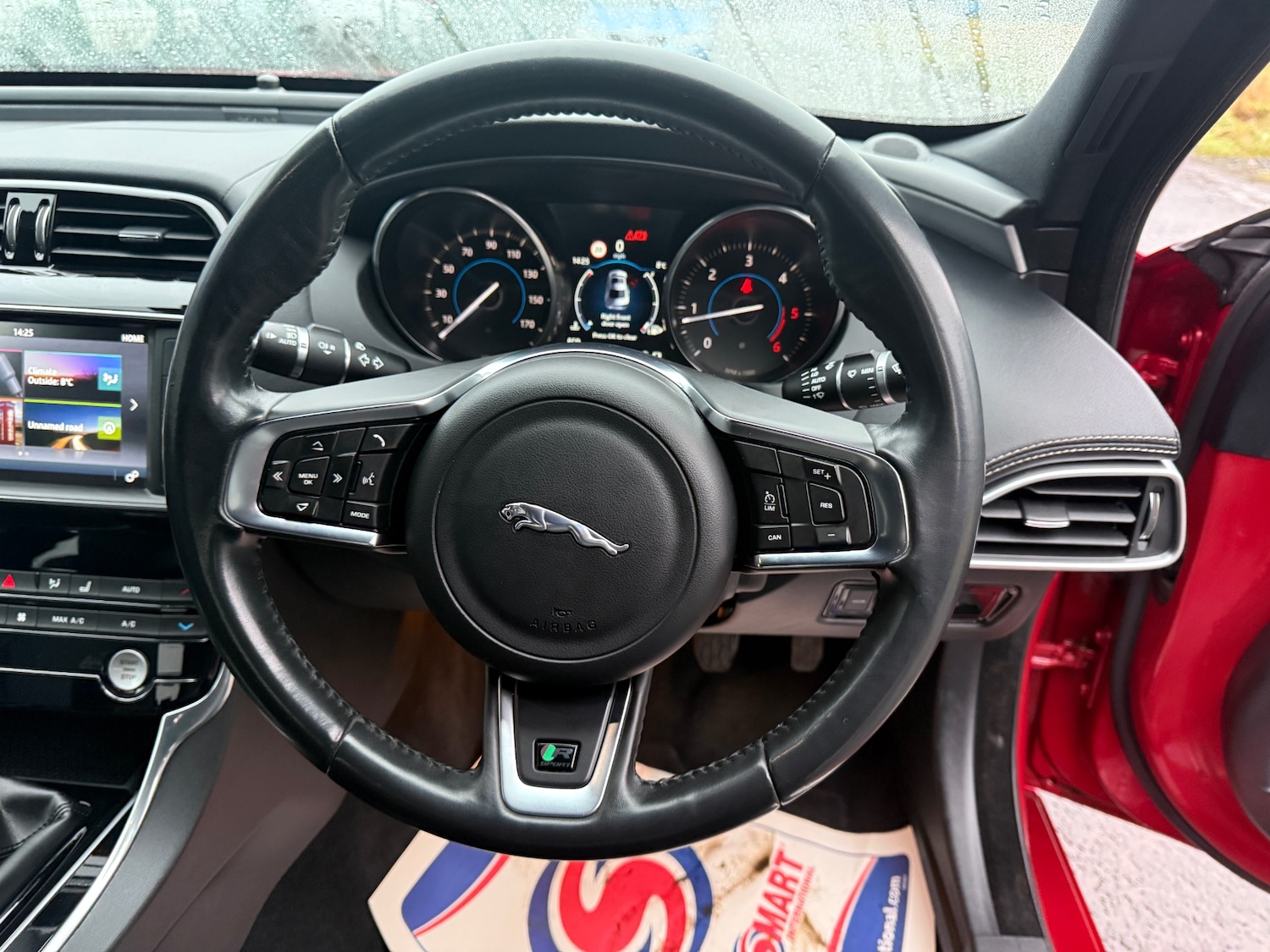 Used Jaguar XE 2017 for sale - 77039198: Photo 21