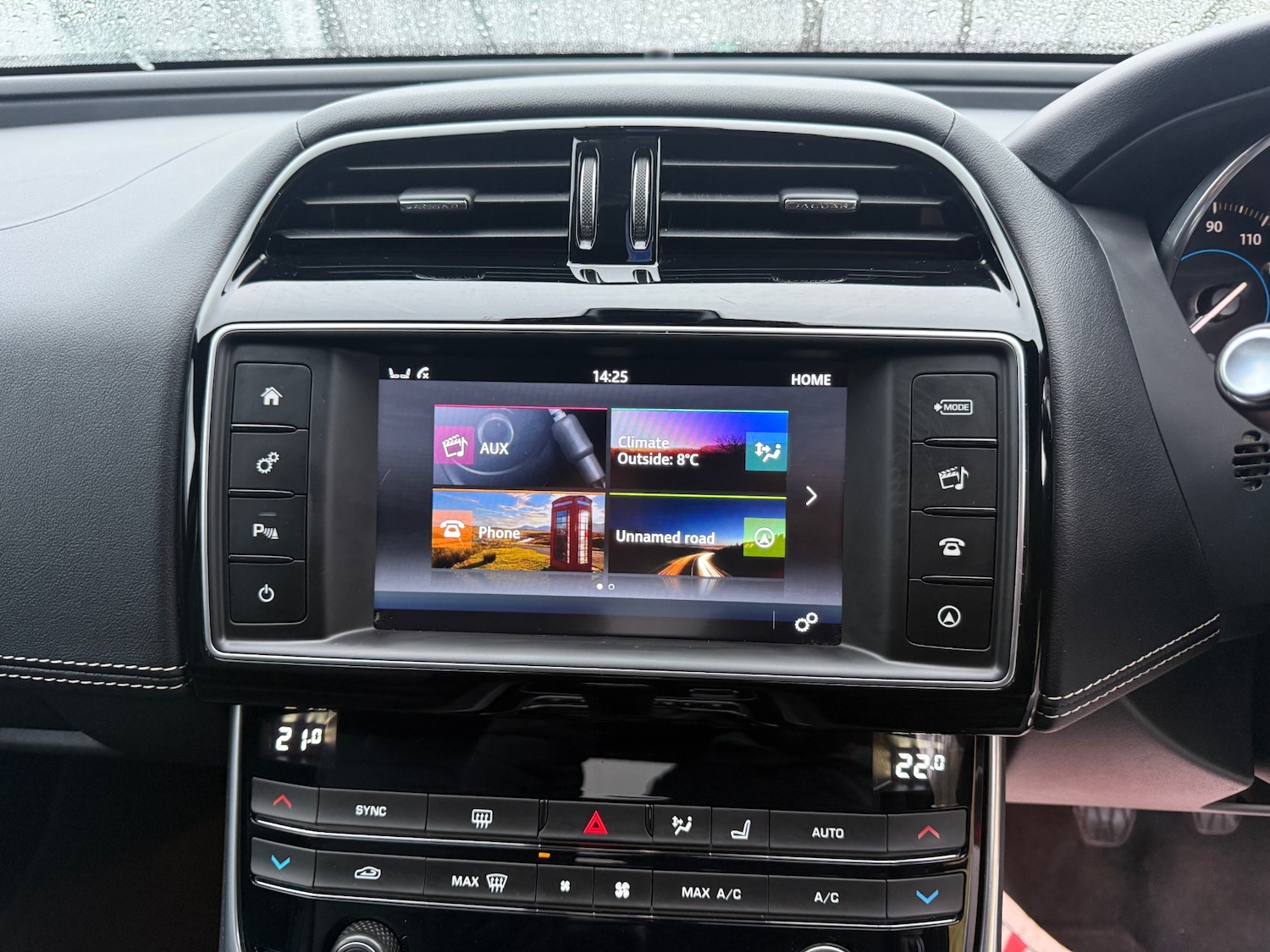 Used Jaguar XE 2017 for sale - 77039198: Photo 23