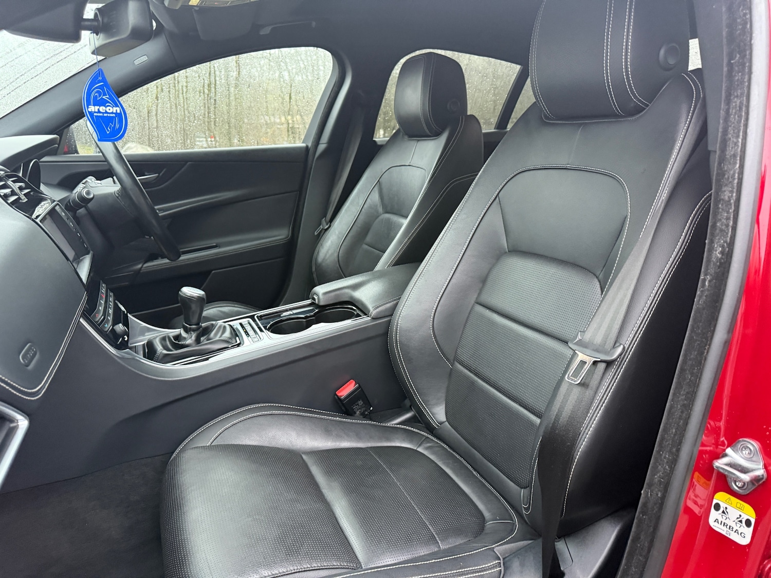 Used Jaguar XE 2017 for sale - 77039198: Photo 29