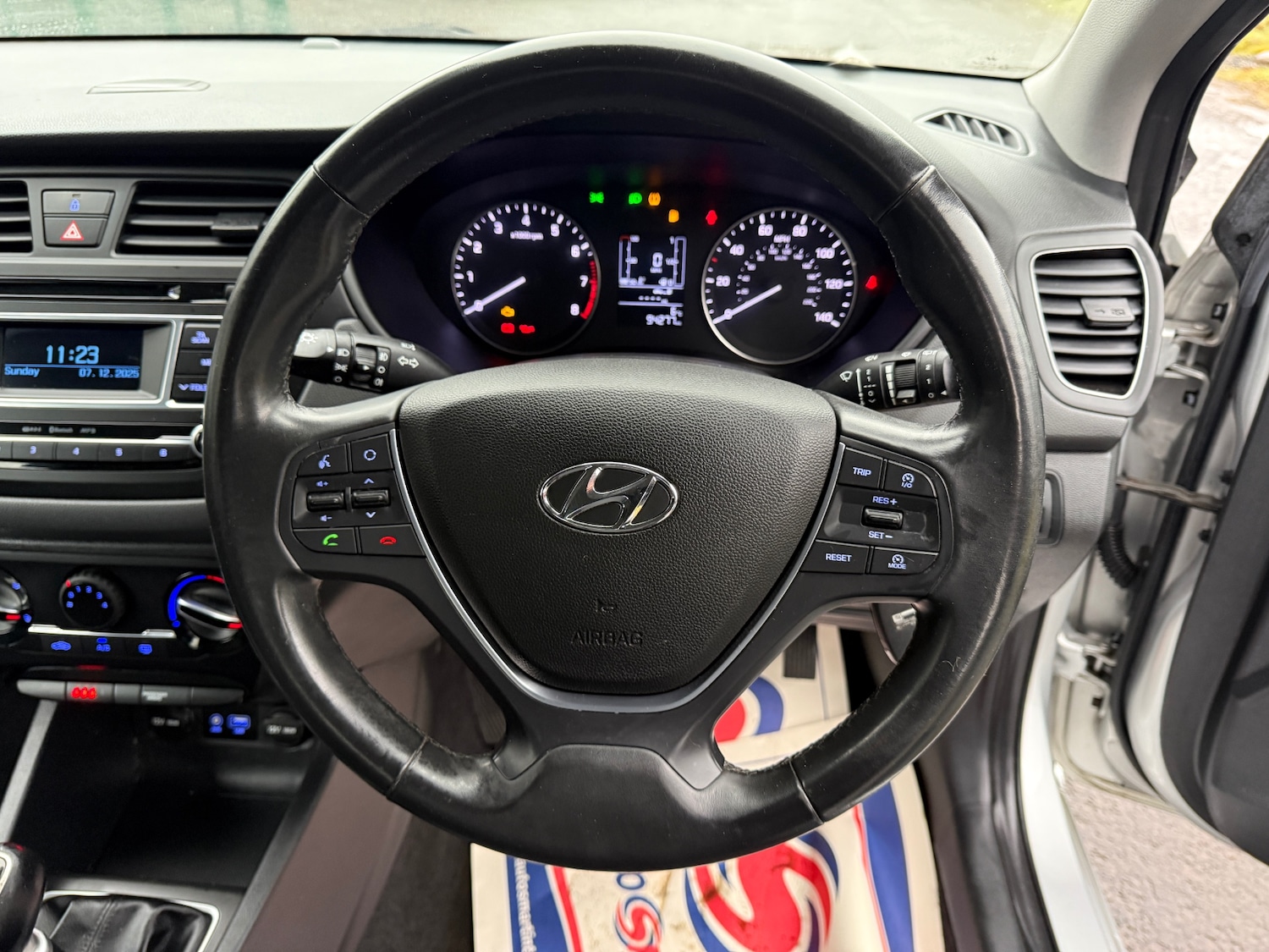 Used Hyundai i20 2016 for sale - 76858634: Photo 20