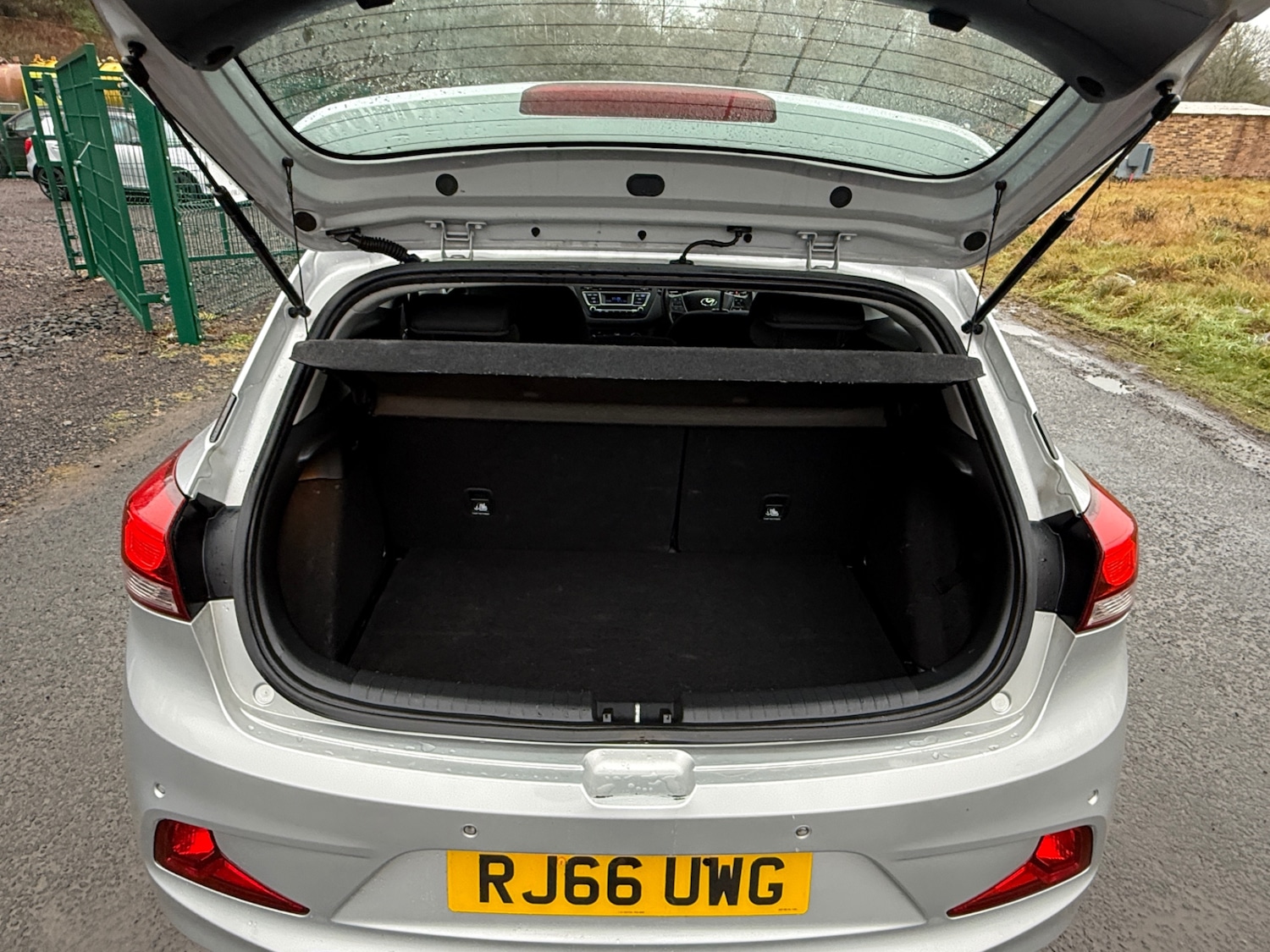 Used Hyundai i20 2016 for sale - 76858634: Photo 30