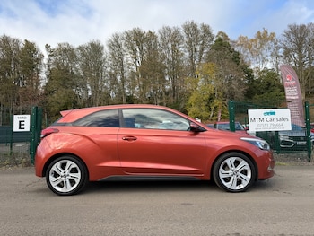 Used Hyundai i20 2015 for sale - 76383429: Photo