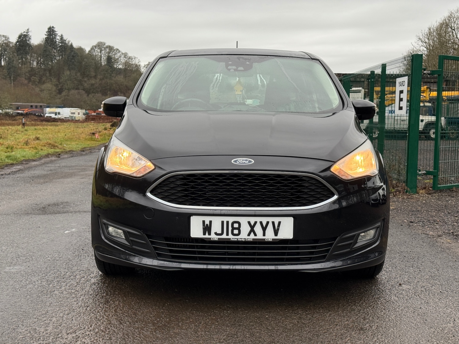 Used Ford Grand C-Max 2018 for sale - 77020671: Photo 2