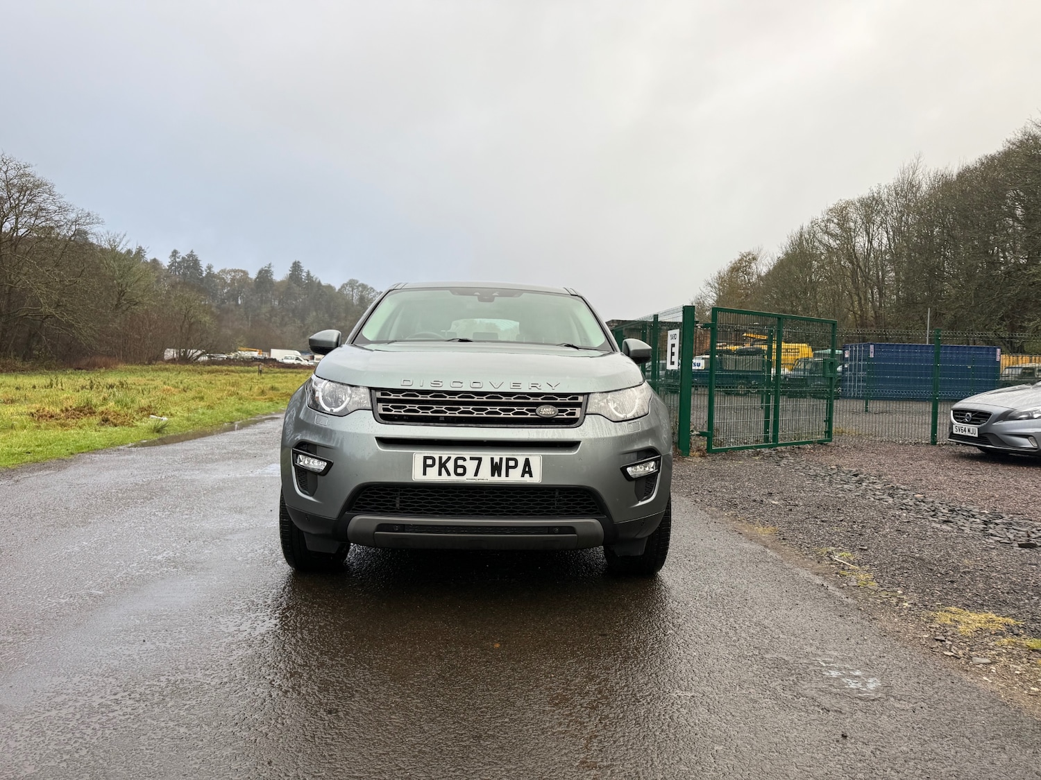 Used Land Rover Discovery Sport 2017 for sale - 76853426: Photo 2