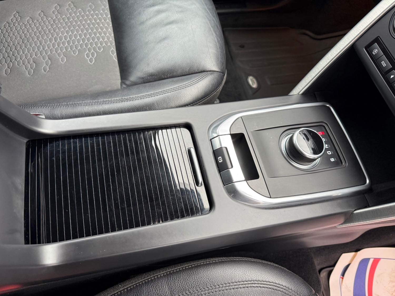 Used Land Rover Discovery Sport 2017 for sale - 76853426: Photo 23