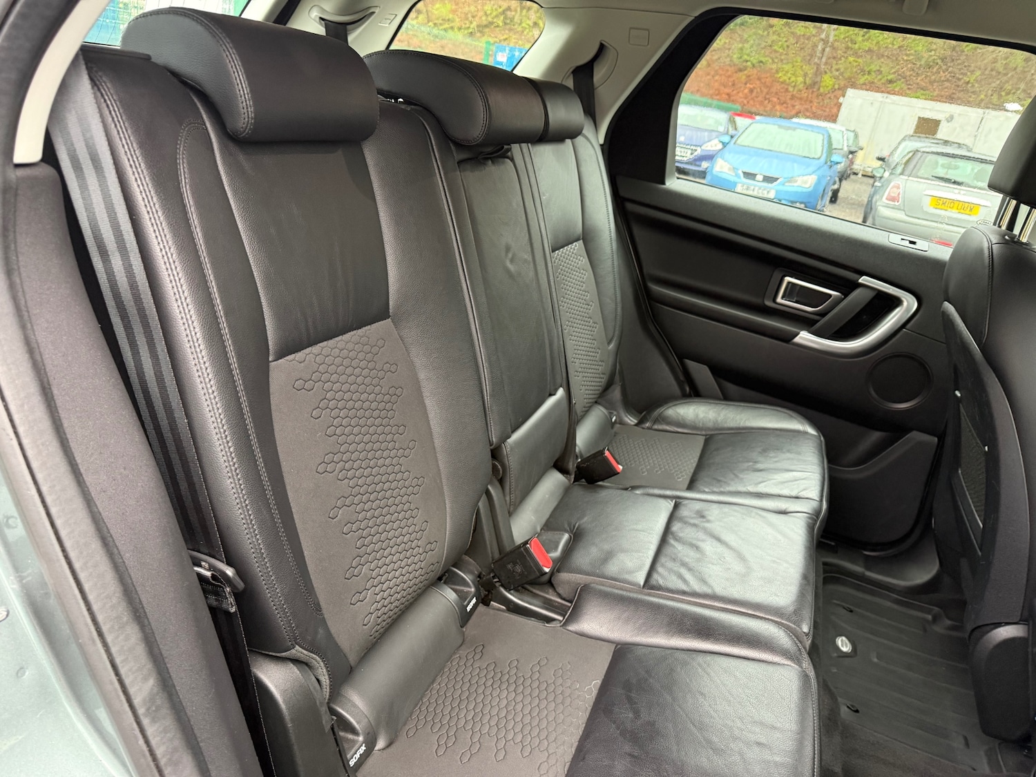 Used Land Rover Discovery Sport 2017 for sale - 76853426: Photo 26