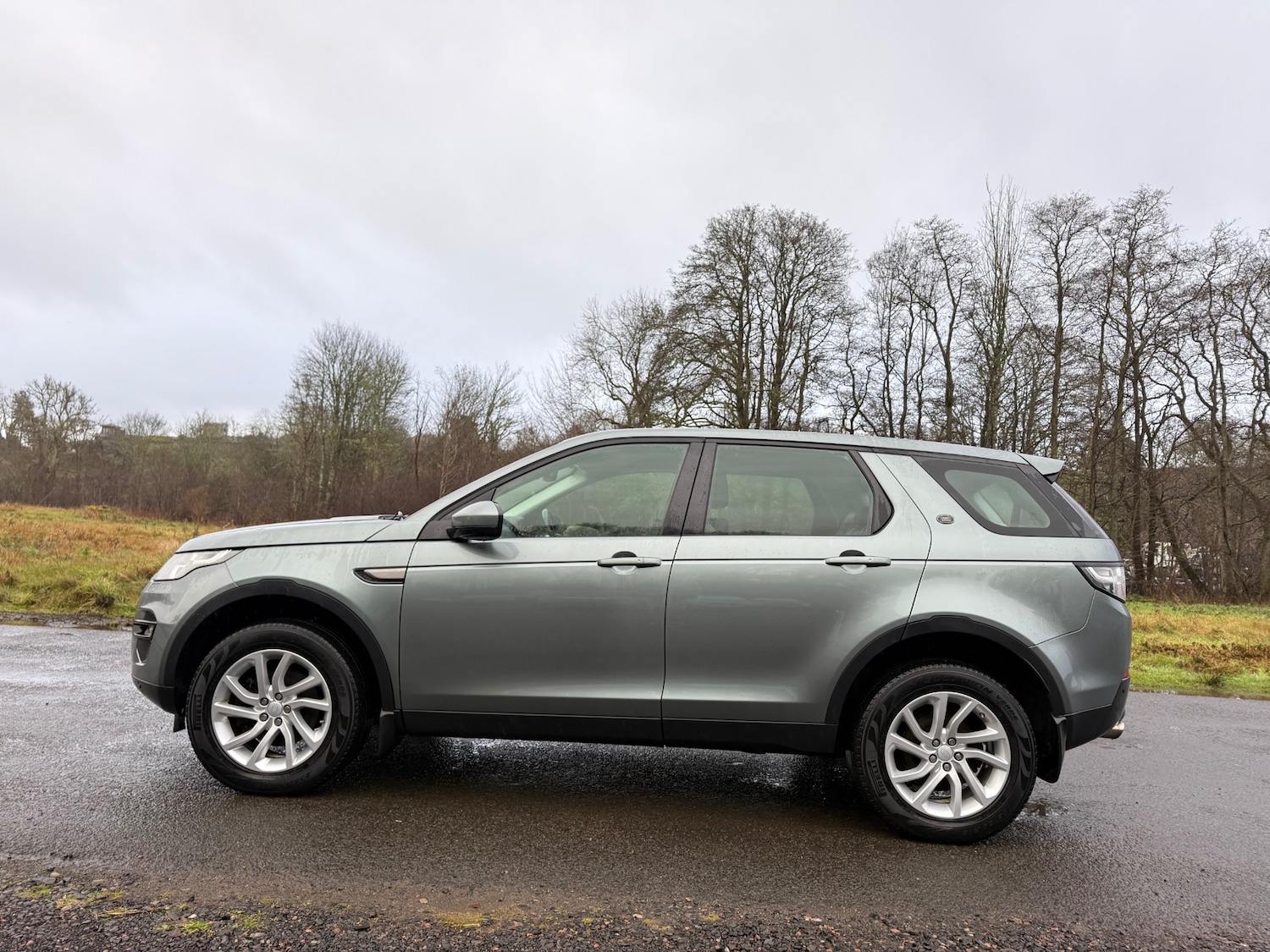 Used Land Rover Discovery Sport 2017 for sale - 76853426: Photo 9