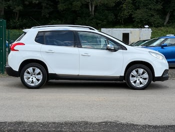 Used Peugeot 2008 2016 for sale - 79671410: Photo