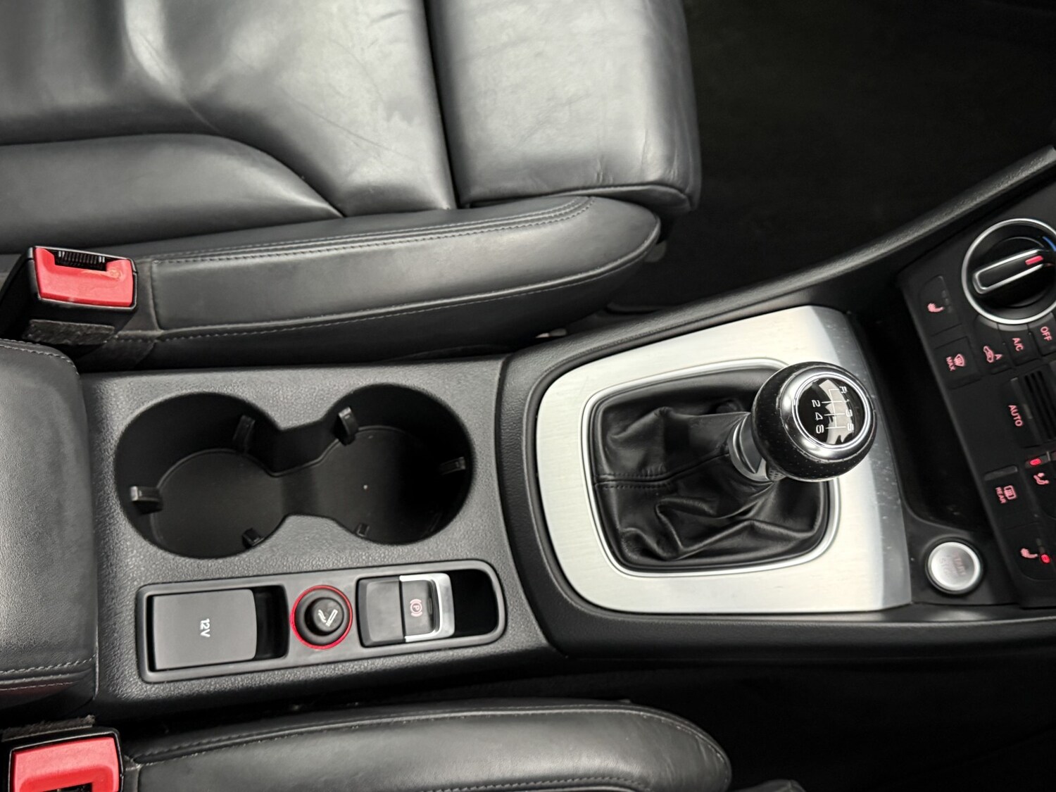 Used Audi Q3 2015 for sale - 78105970: Photo 33