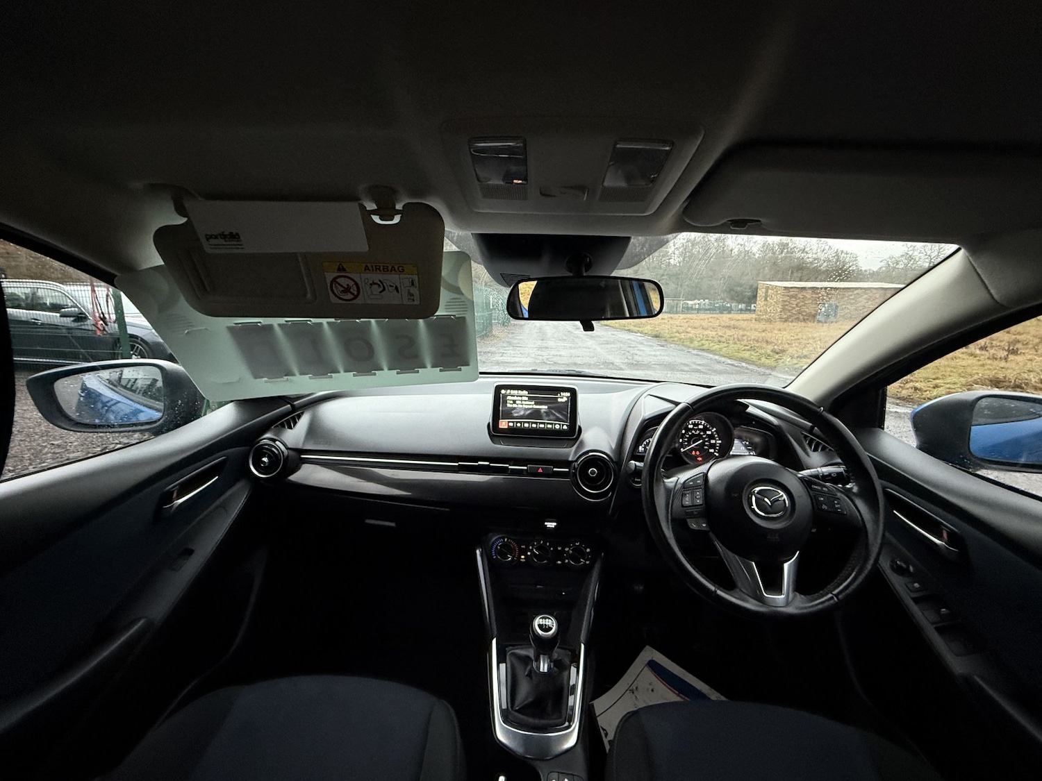 Used Mazda Mazda2 2015 for sale - 77801808: Photo 15