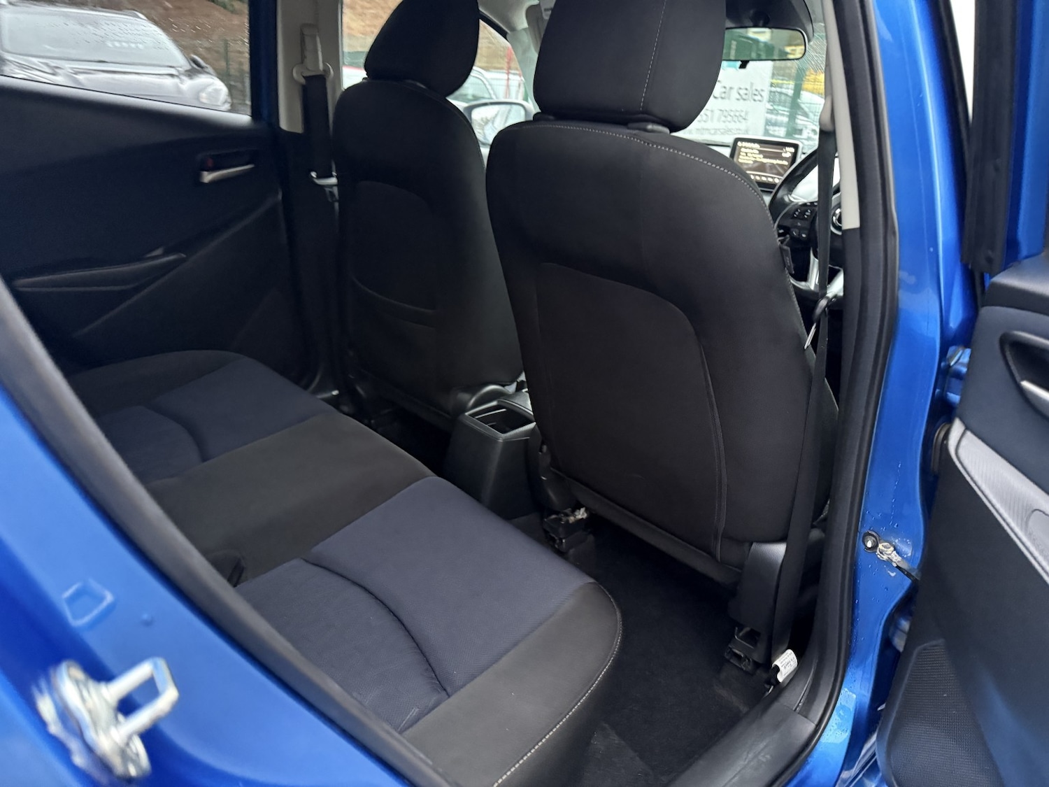 Used Mazda Mazda2 2015 for sale - 77801808: Photo 34