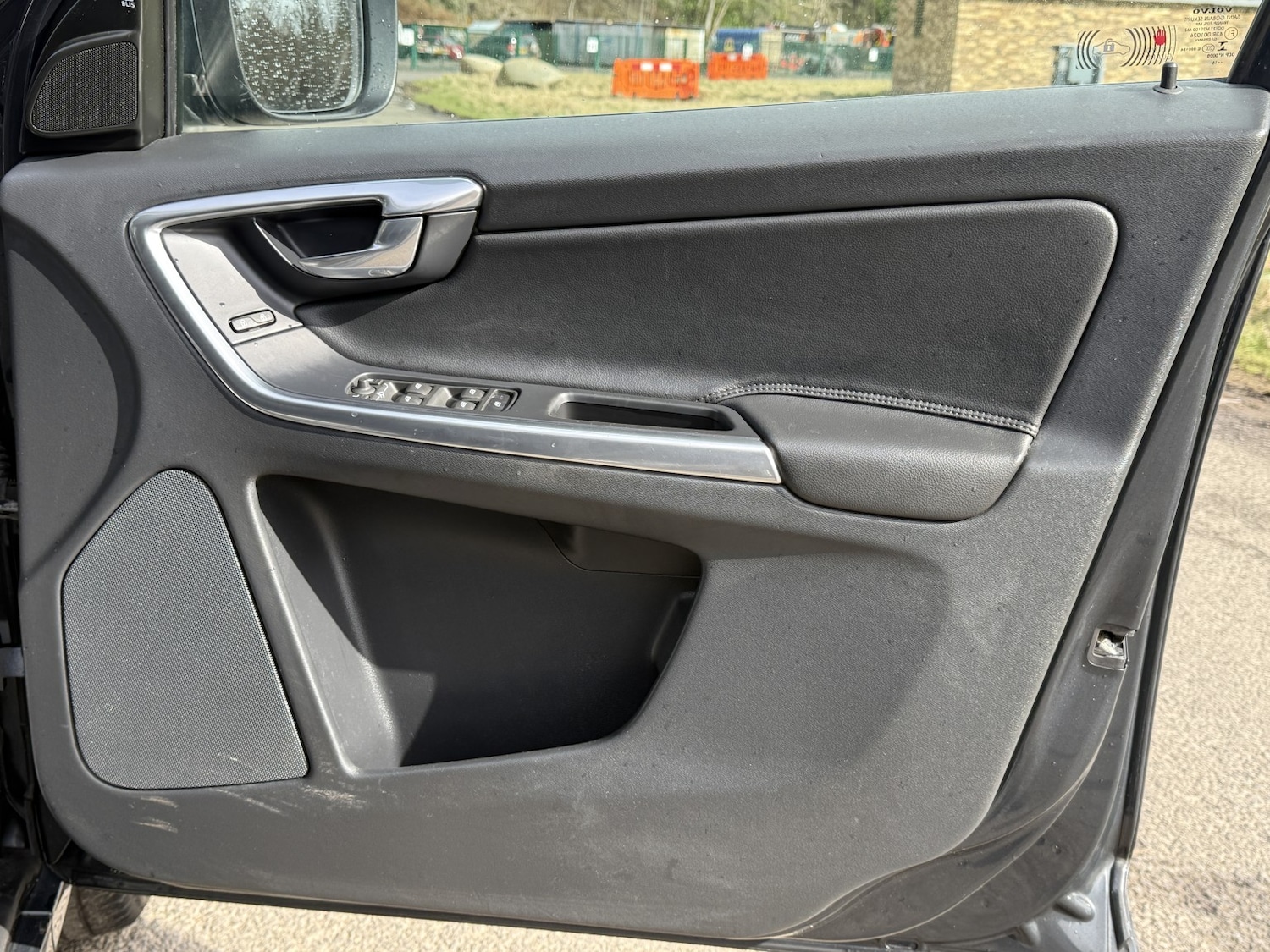 Used Volvo XC60 2015 for sale - 78062227: Photo 19