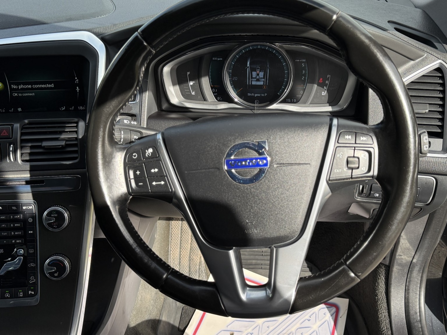 Used Volvo XC60 2015 for sale - 78062227: Photo 22