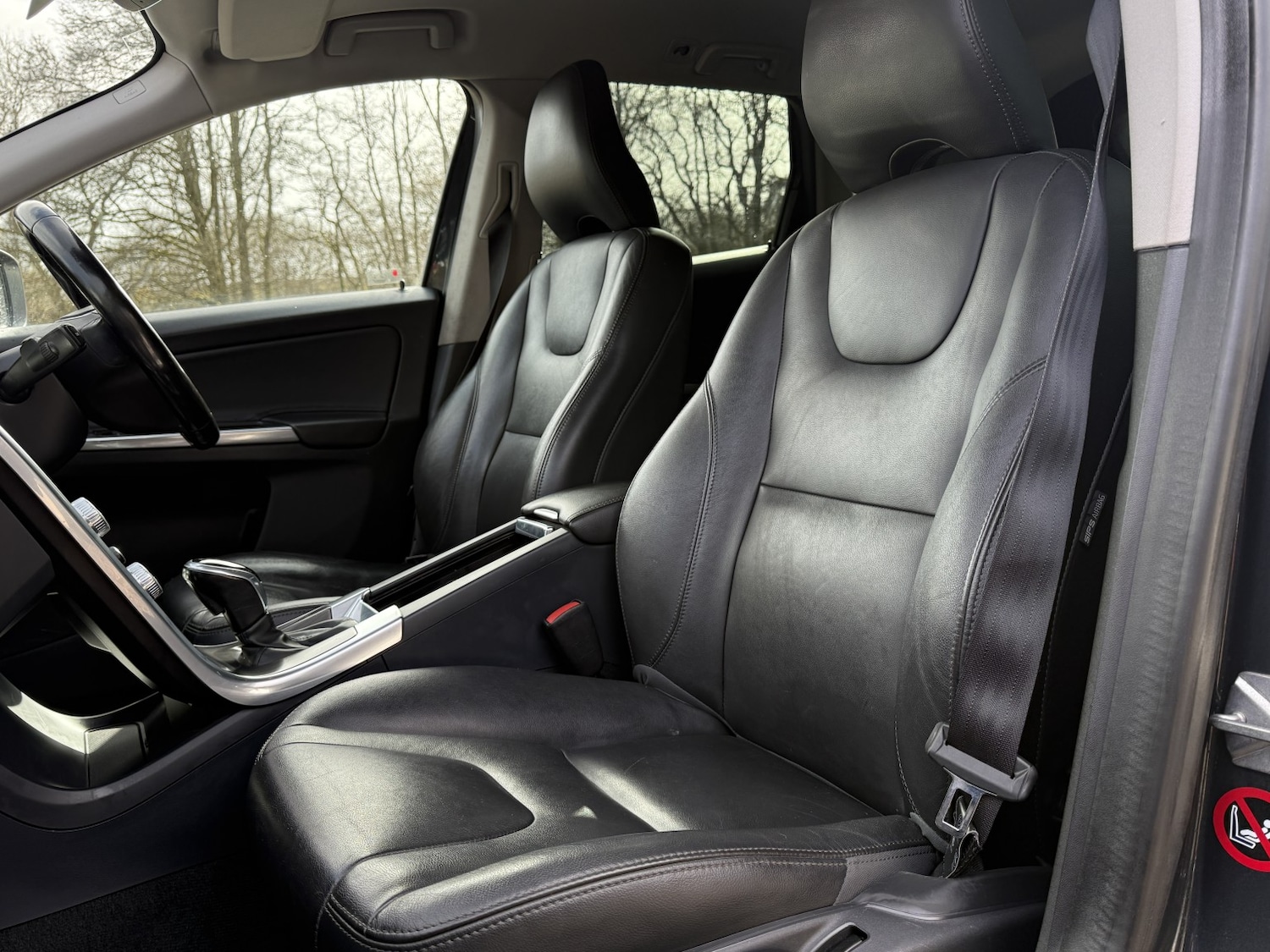 Used Volvo XC60 2015 for sale - 78062227: Photo 30