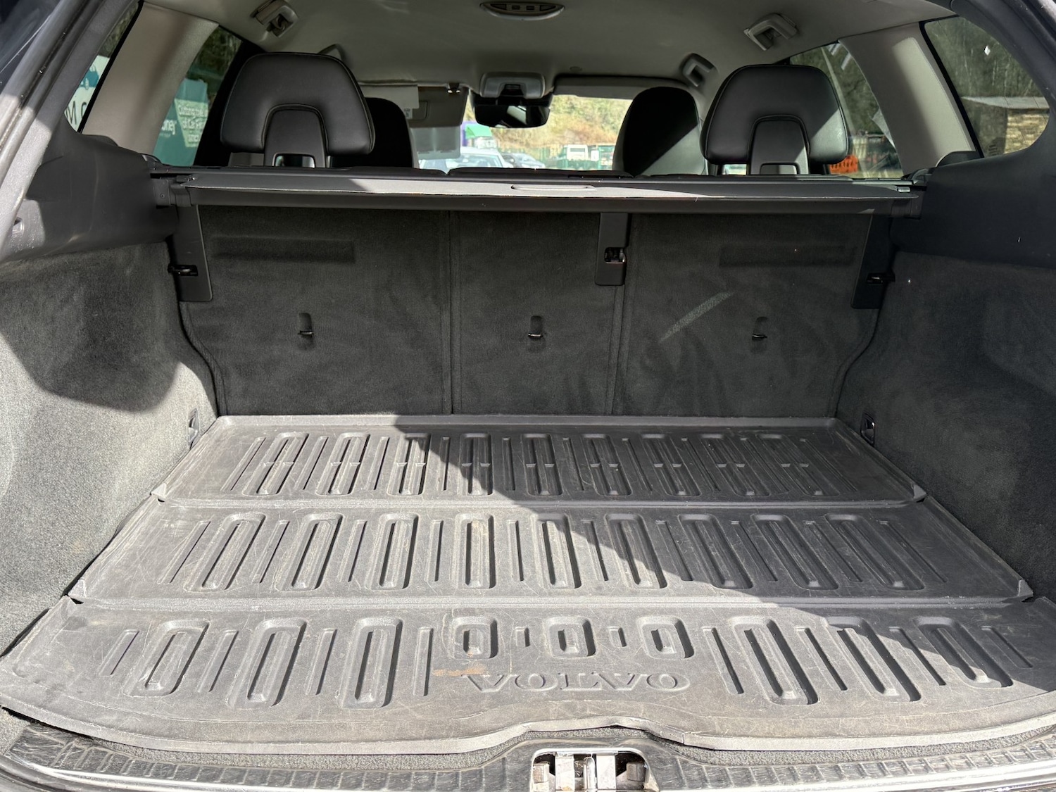 Used Volvo XC60 2015 for sale - 78062227: Photo 40